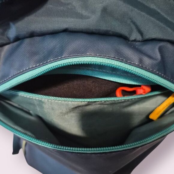 Cotopaxi Vaya Daypack Backpack (18L, Cada Dia Abyss Blue) SPECIAL COLLECTION - Picture 4 of 5